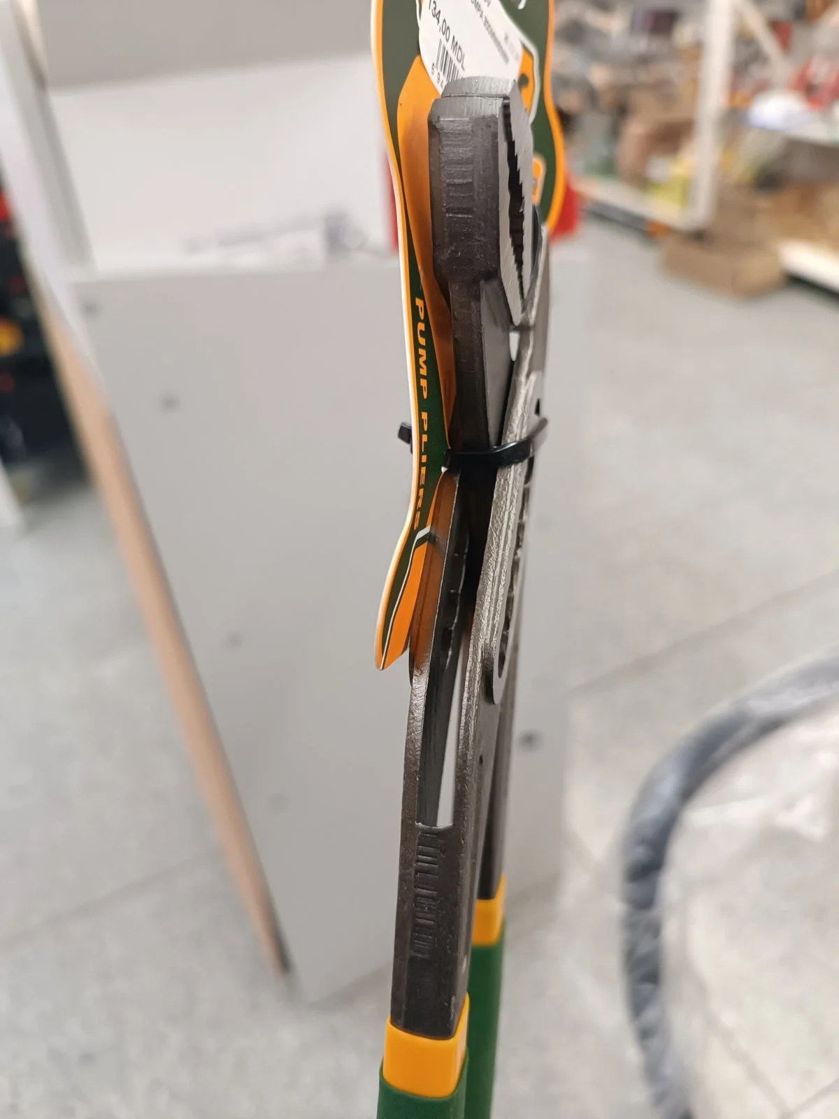 Clește reglabil pentru țevi (tip papagal) 250mm / 40mm Jadever