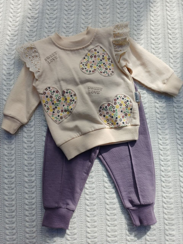 Costum pentru fetițe