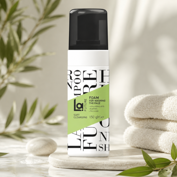 Spumă delicată pentru curățarea feței La Future 150g