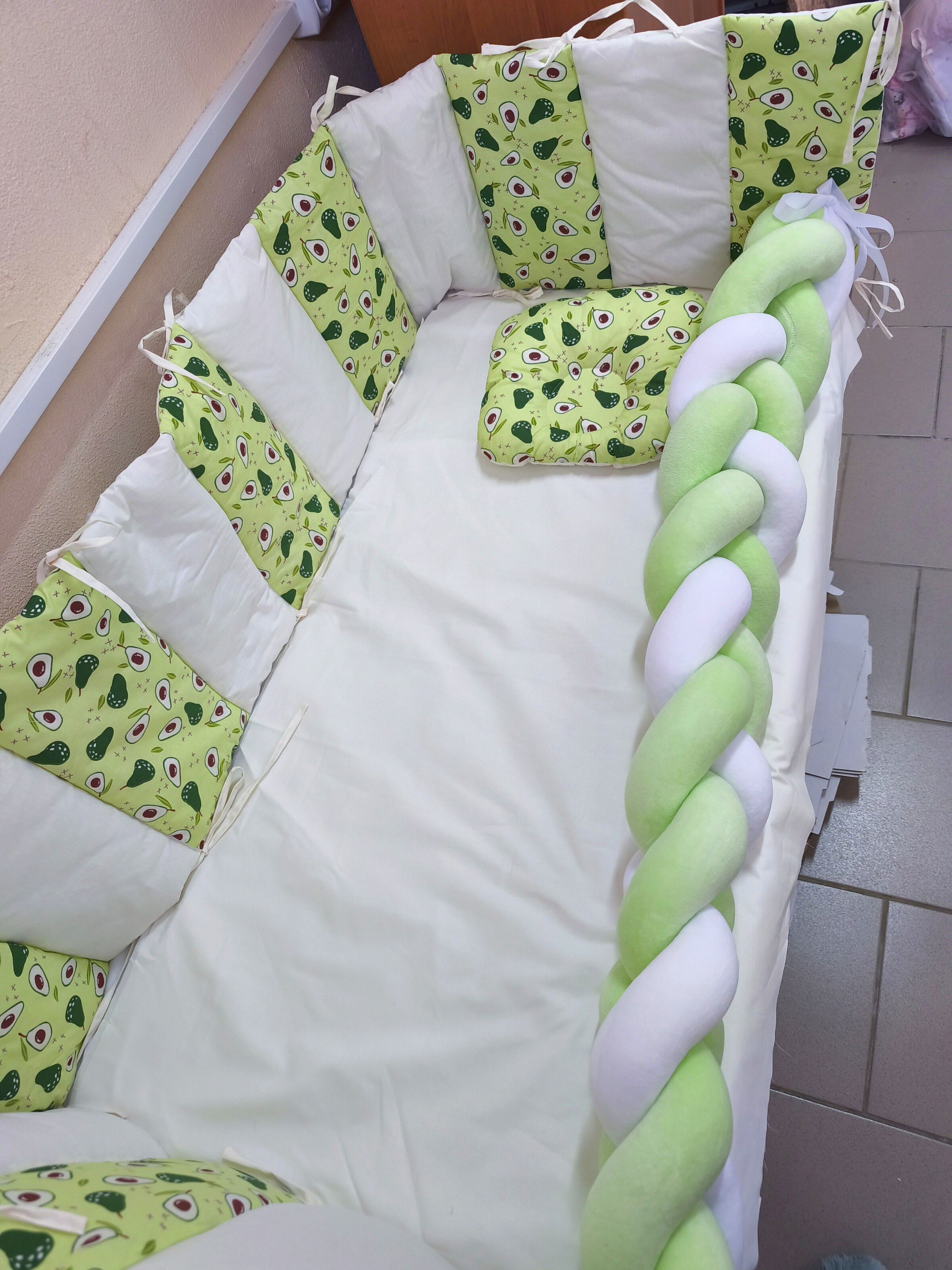 Set lenjerie pentru pătuc Pampy Avocado