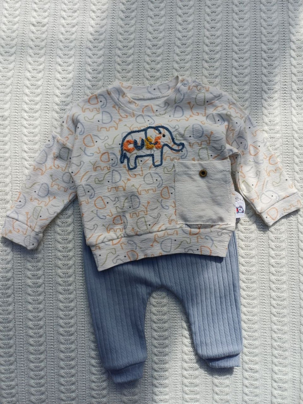 Costum pentru băieți