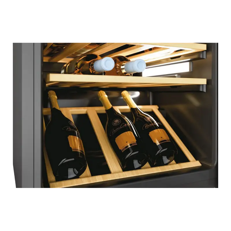 Dulap pentru vin Candy CWC 200 EELW/NF, Negru