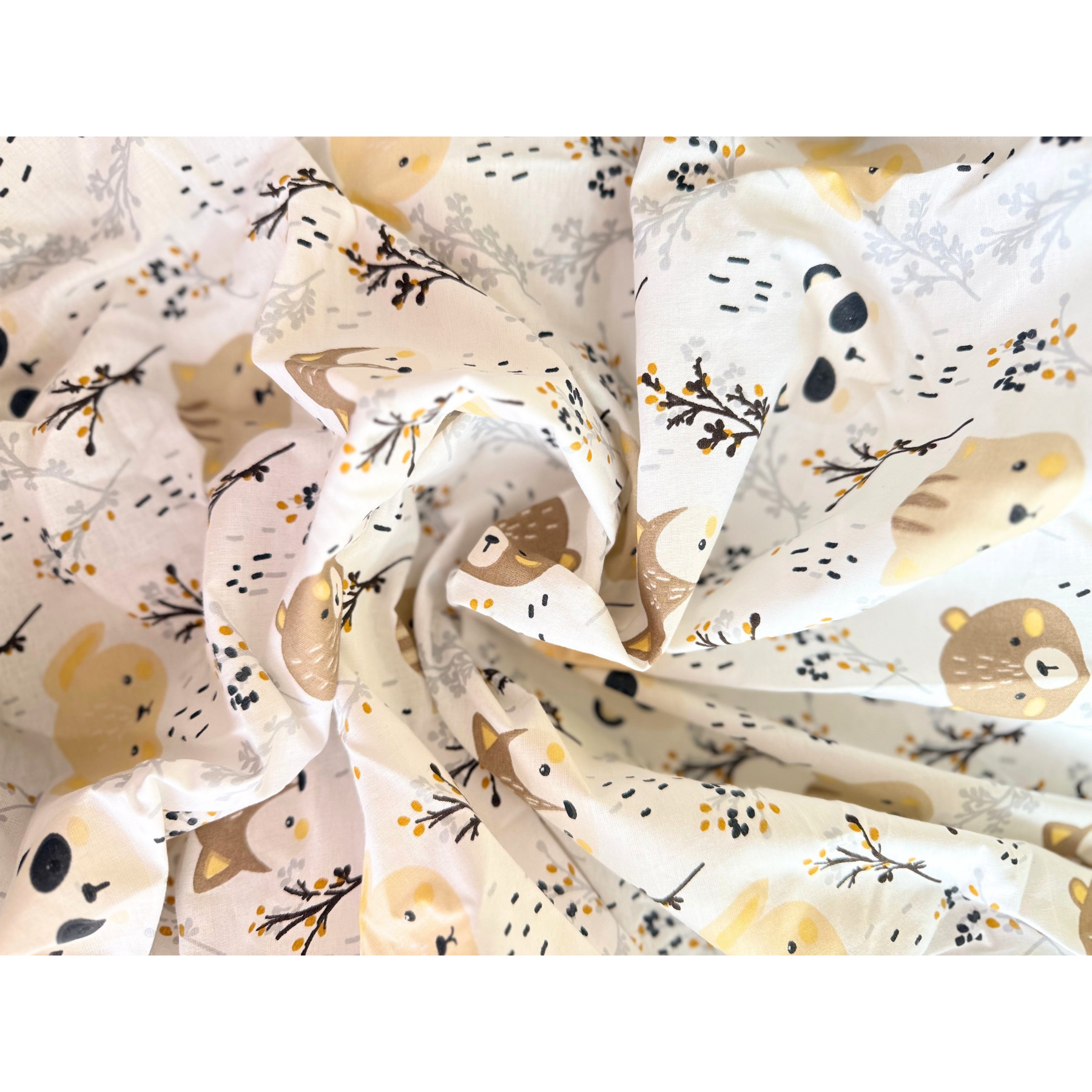 Cersaf elastic din bumbac p/u patuc, 120*60 cm, Animalute pe alb