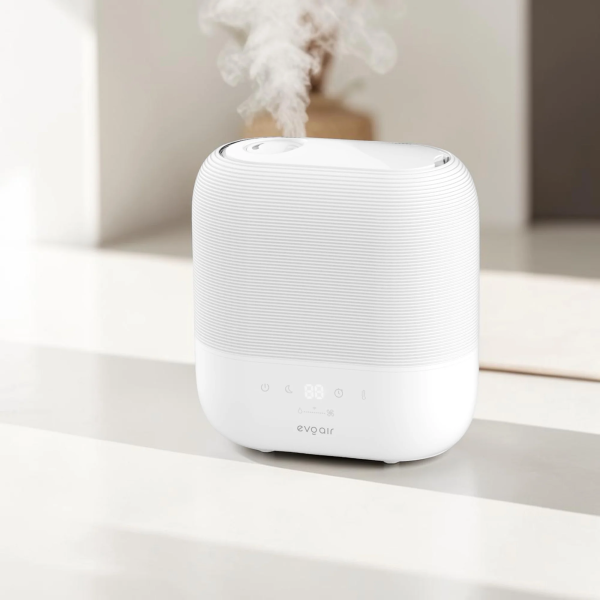 Umidificator Evoair UMIVA 4700 Smart, Wifi, Rezervor 4.8L, Capacitate de umidificare 400ml/h, Senzor umiditate, Mod Auto, Autonomie ≥9.5 ore, Aromateriapie, Indicator umiditate și temperatură, Alb
