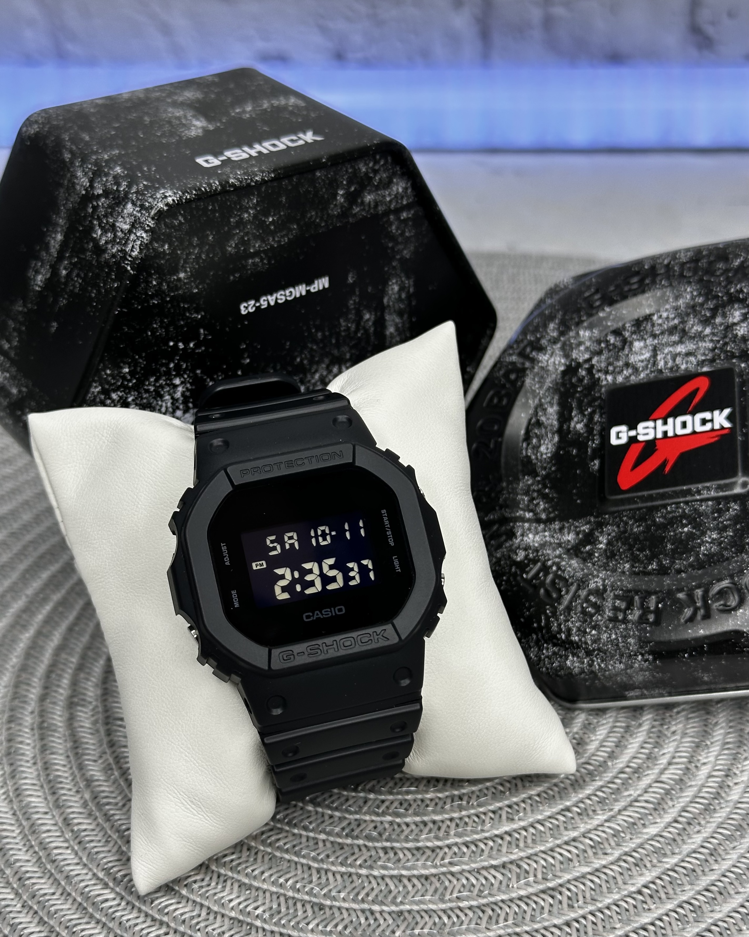 Casio G-Shock DW-5600BB-1DR