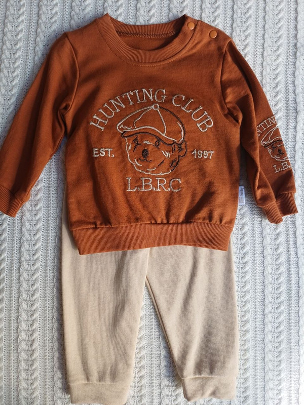 Costum pentru băieți